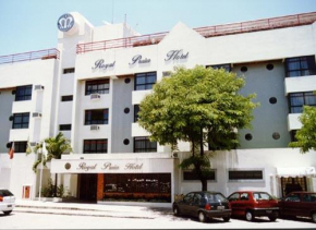 Mano`s Royal Hotel, unidade nº 204